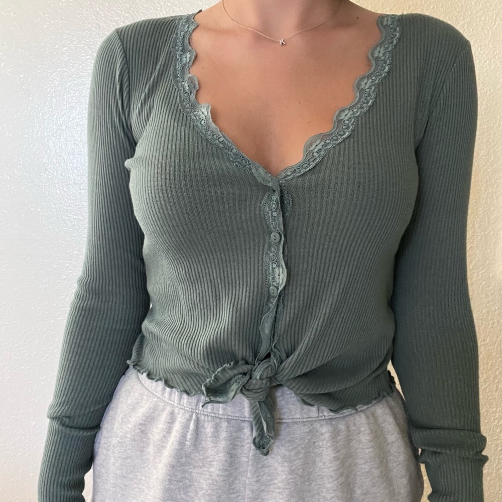 UO Button Down Tie Top